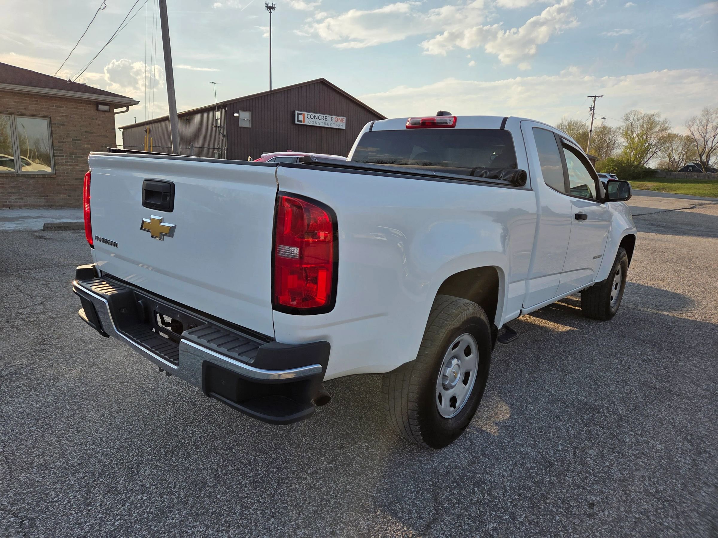 Used 2018 Chevrolet Colorado W/T RWD image 5