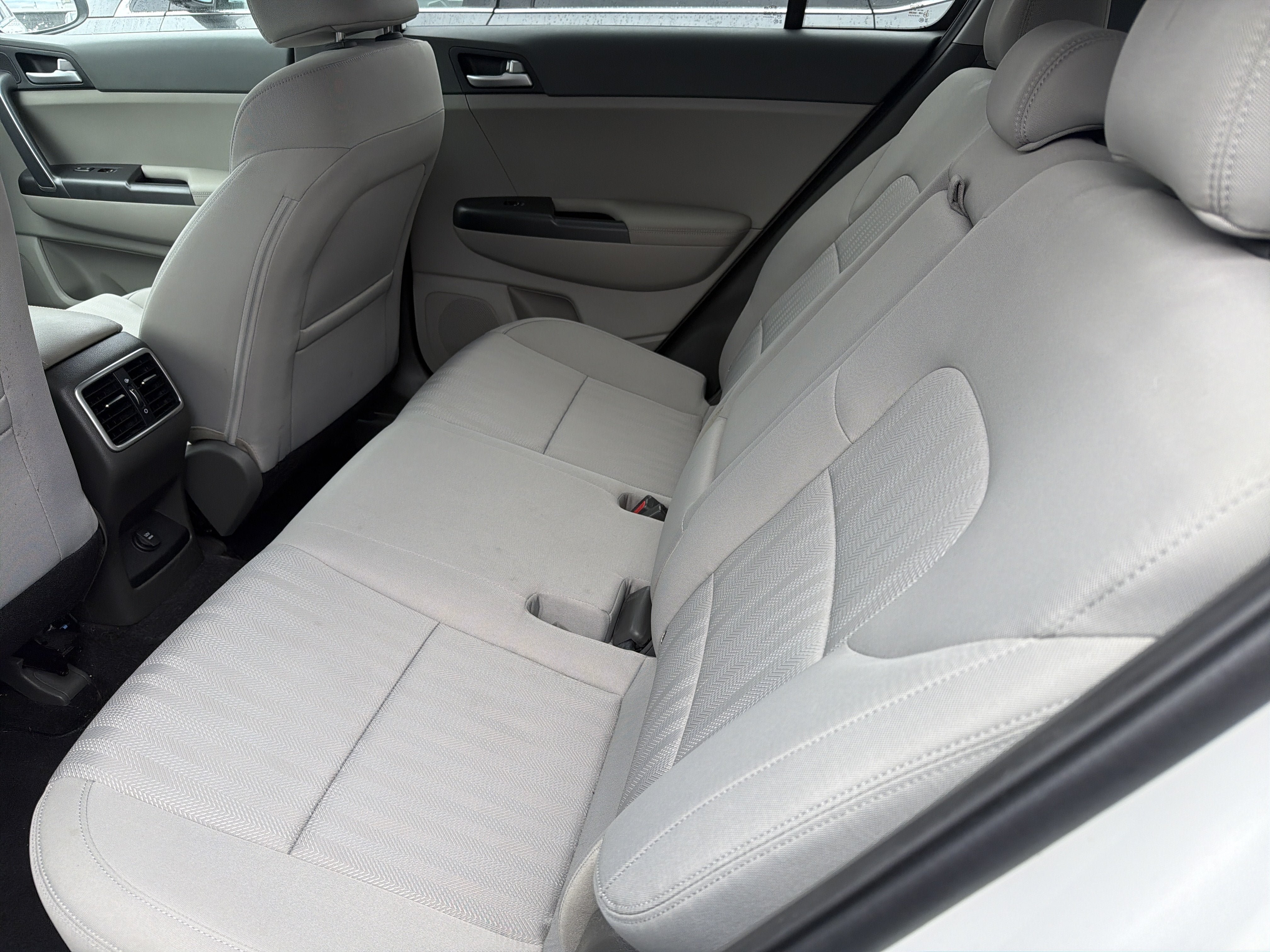 Used 2019 Kia Sportage LX AWD/4WD image 19