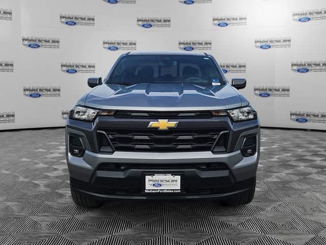 Used 2023 Chevrolet Colorado LT w/ LT Convenience Package II AWD/4WD image 8