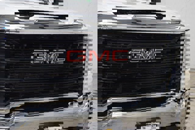 Used 2023 GMC Sierra 2500 Pro w/ Convenience Package image 5