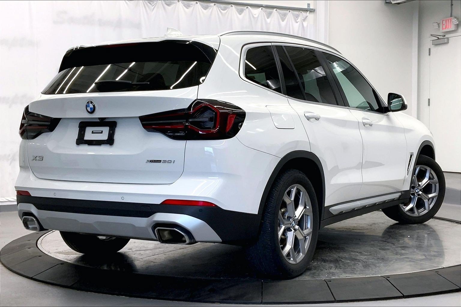 Certified 2023 BMW X3 xDrive30i w/ Premium Package AWD/4WD image 6