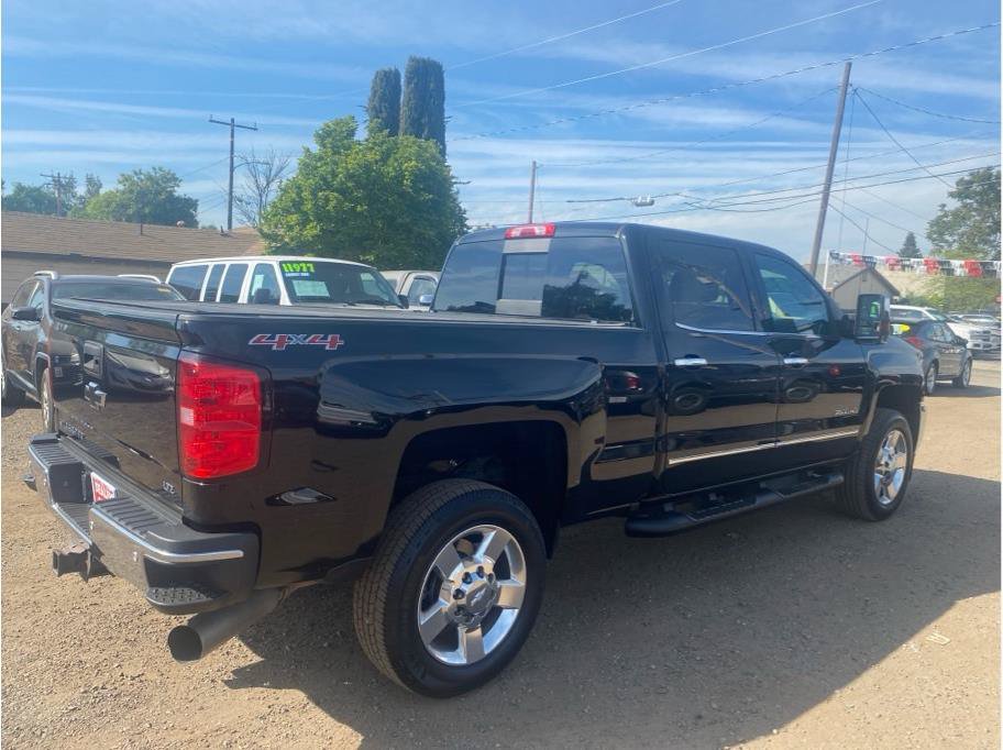 Used 2016 Chevrolet Silverado 2500 LTZ w/ Duramax Plus Package AWD/4WD image 5