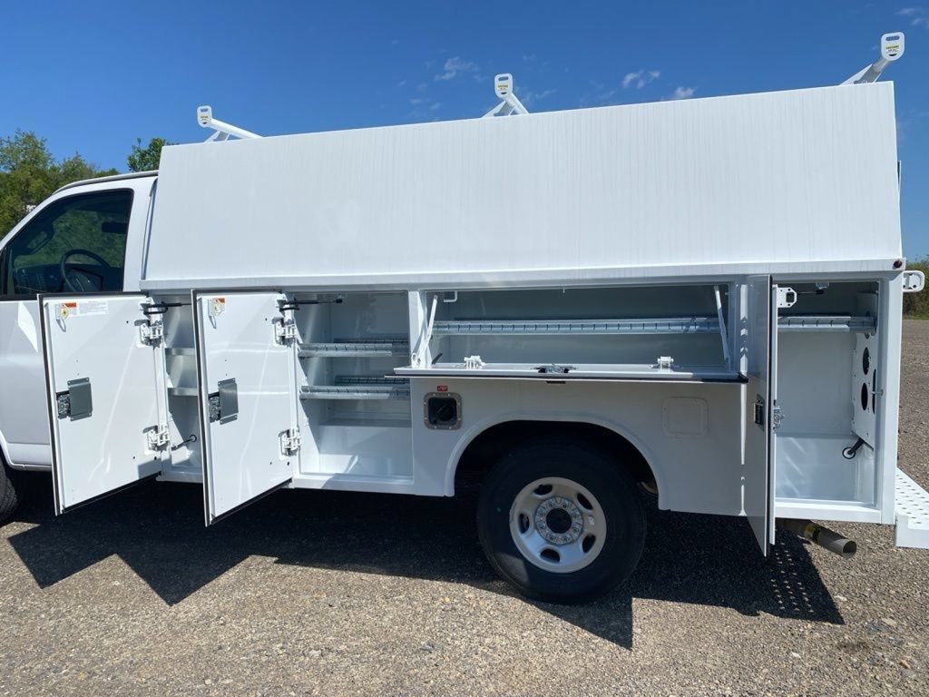 New 2026 Chevrolet Express 3500 w/ Power Convenience Package RWD image 20