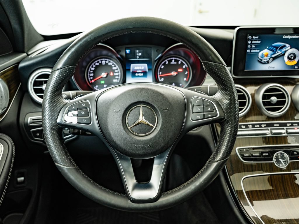 Used 2018 Mercedes-Benz C 300 4MATIC Sedan image 40