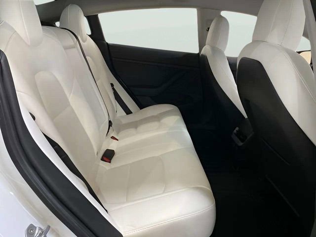 Used 2021 Tesla Model 3 Standard Range Plus RWD image 31