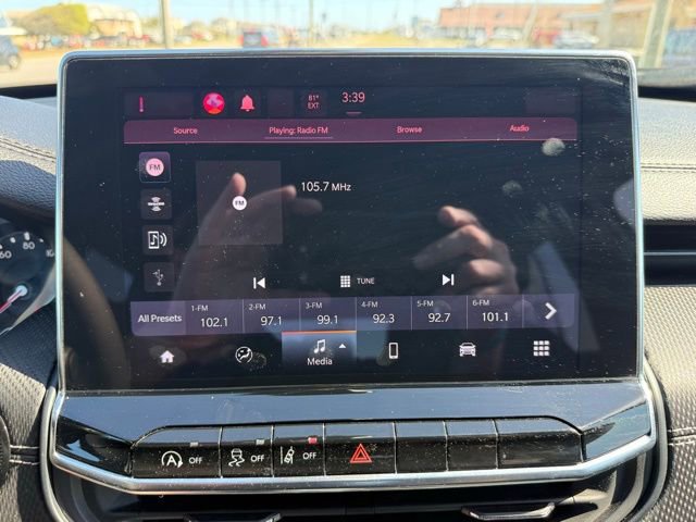 Used 2024 Jeep Compass Latitude w/ Altitude Special Edition image 23