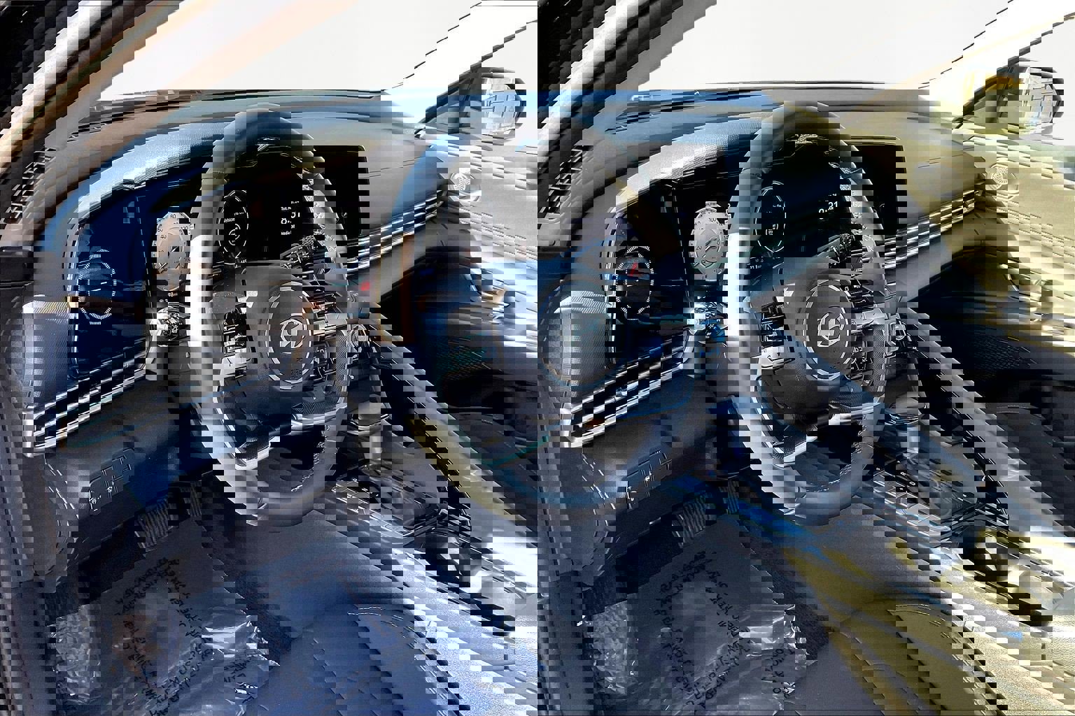 Used 2025 Hyundai Elantra SEL image 18