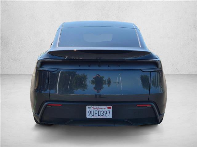 Used 2026 Tesla Model Y 2WD image 7