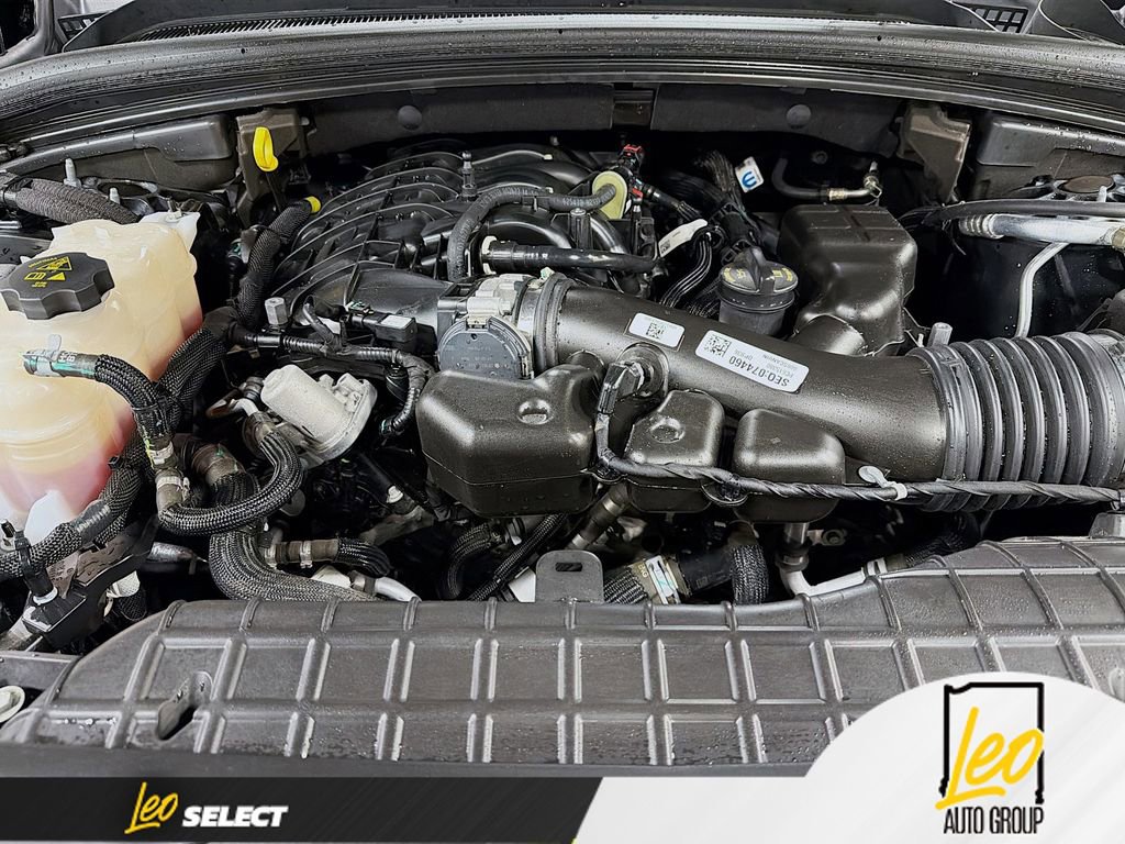 Used 2023 Jeep Grand Cherokee Limited image 30
