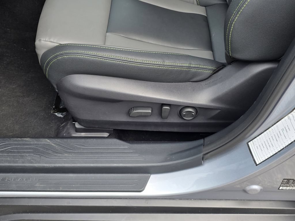 Used 2025 Subaru Outback Onyx Edition AWD/4WD image 19