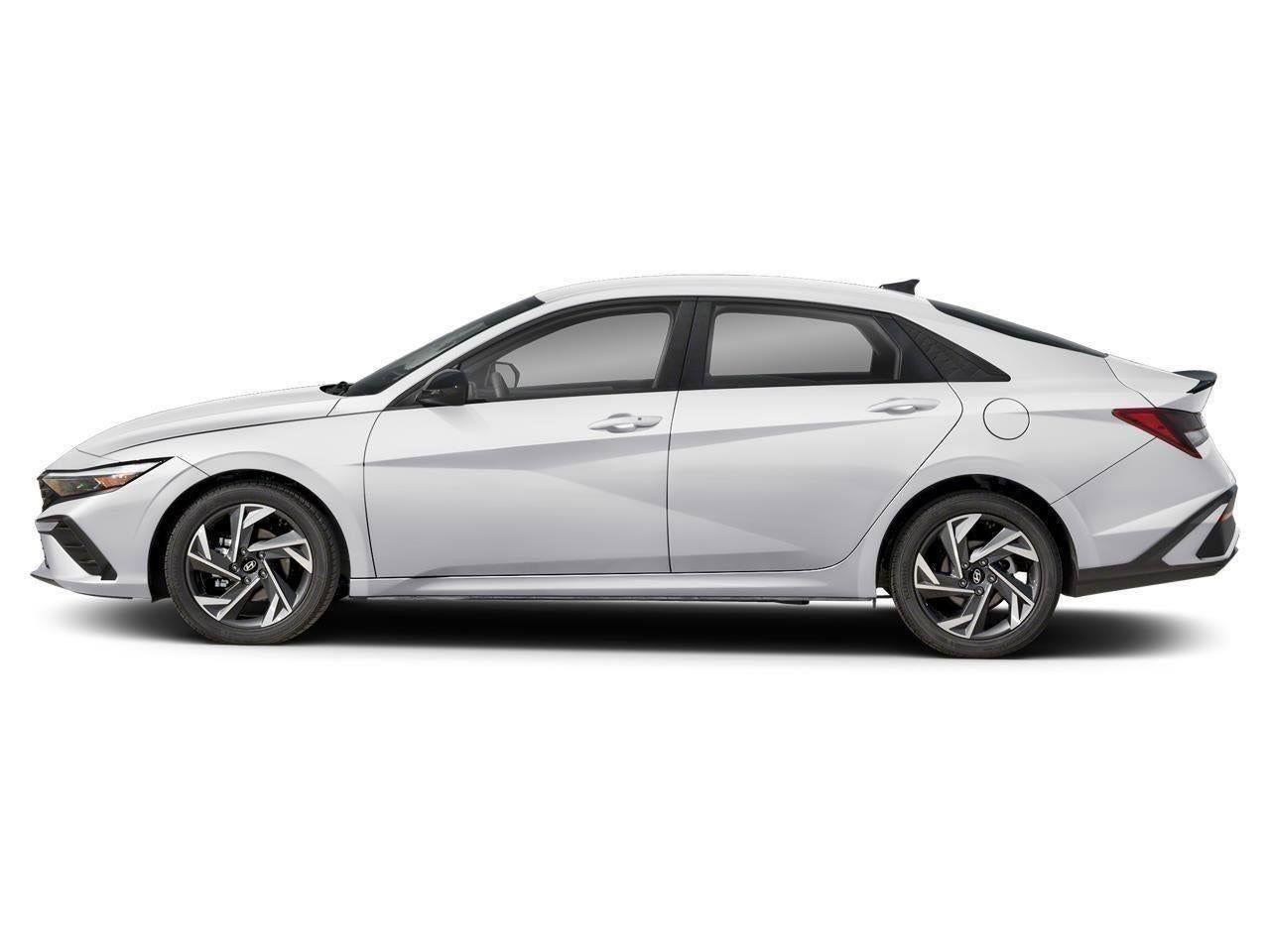 New 2026 Hyundai Elantra SEL Sport FWD image 3