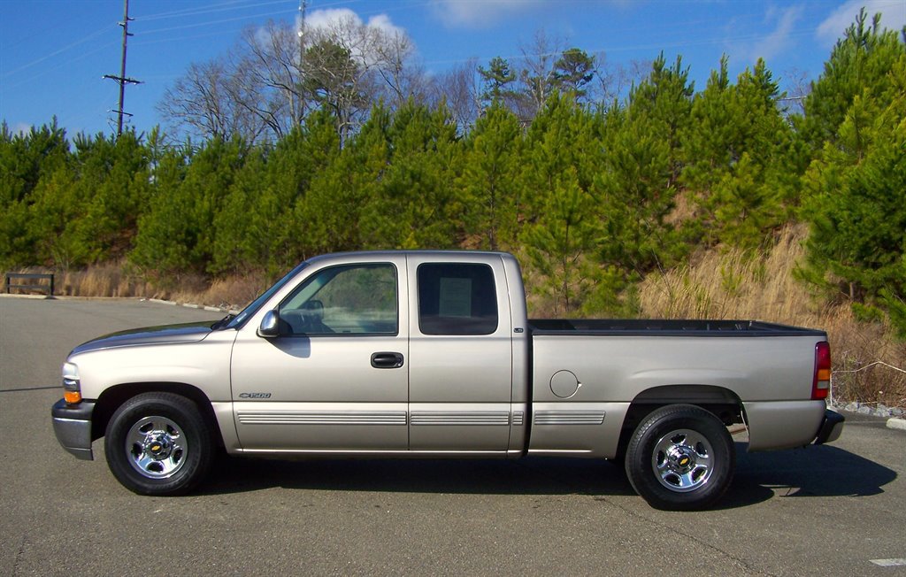 Used 2002 Chevrolet Silverado 1500 LS RWD image 5