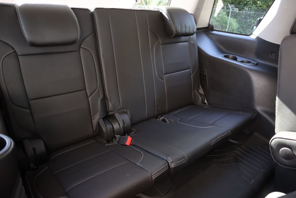 Used 2018 GMC Yukon Denali w/ Enhanced Security Package image 27