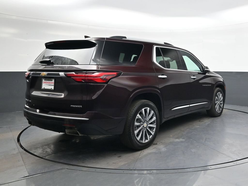 Used 2023 Chevrolet Traverse Premier image 4