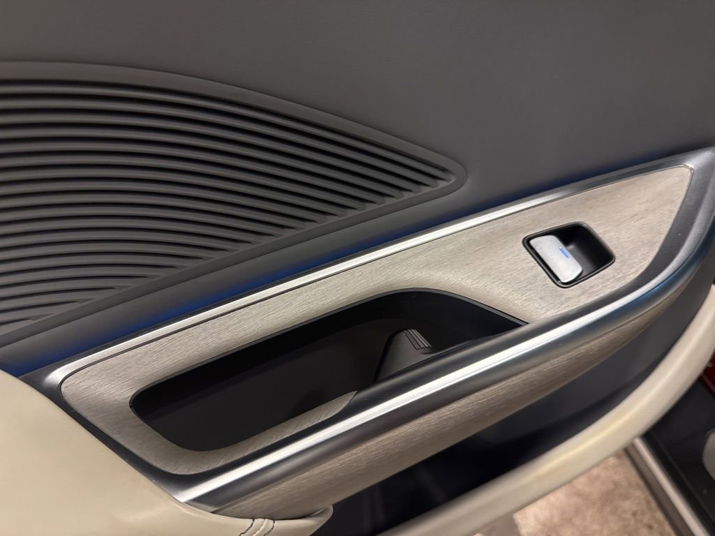 Used 2022 Lucid Air Dream Edition image 43