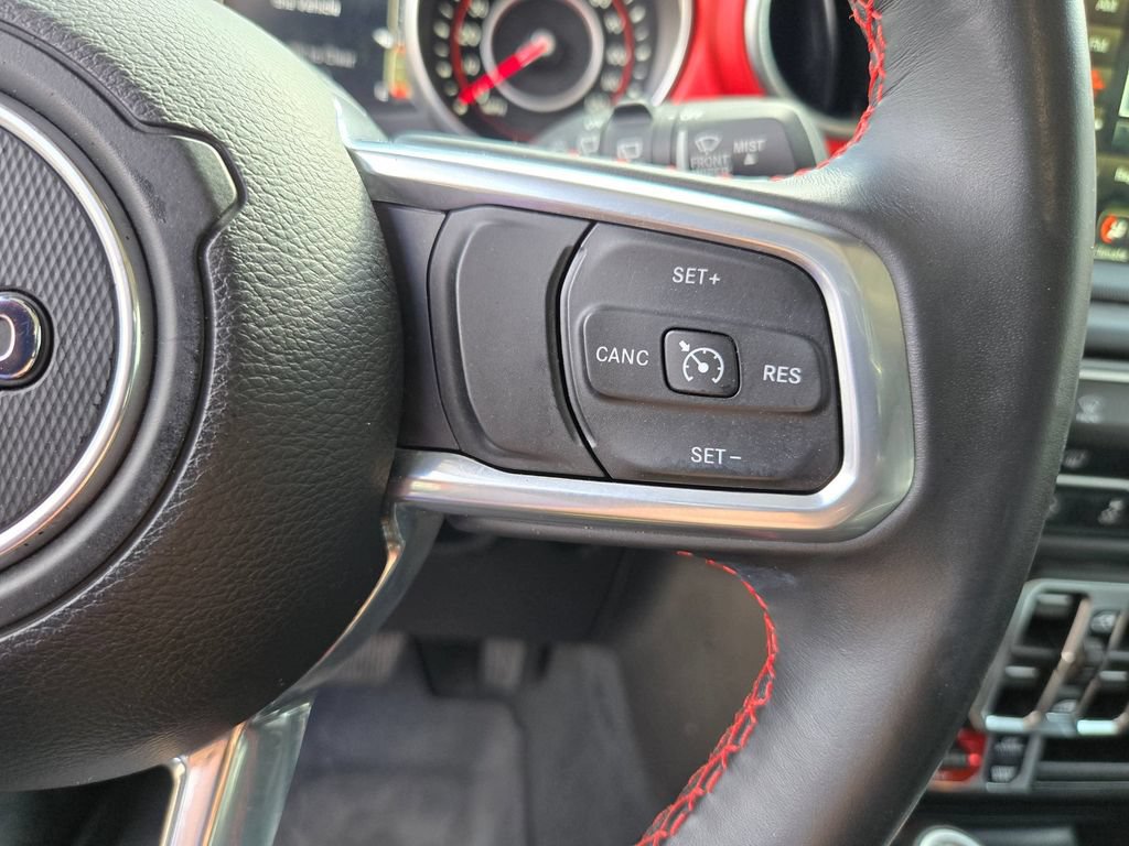 Used 2022 Jeep Wrangler Unlimited Rubicon w/ LED Lighting Group AWD/4WD image 17