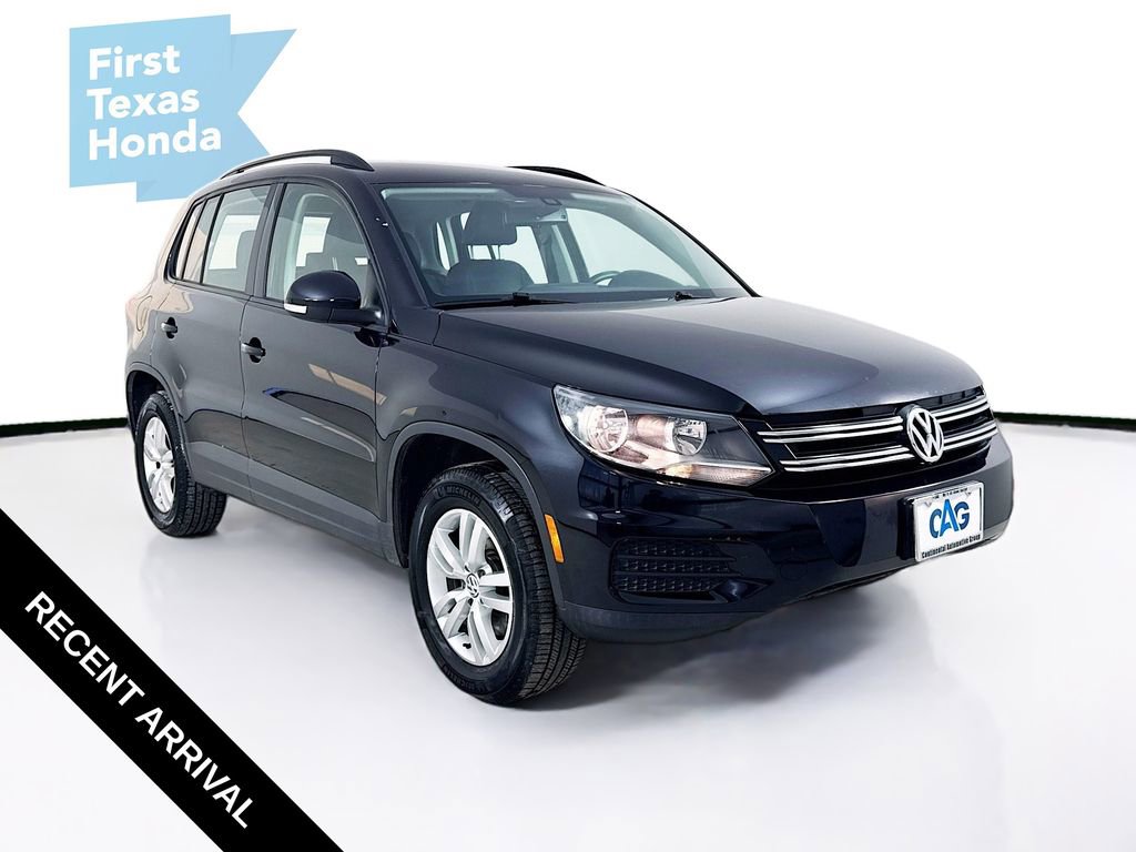Used 2017 Volkswagen Tiguan S FWD image 1