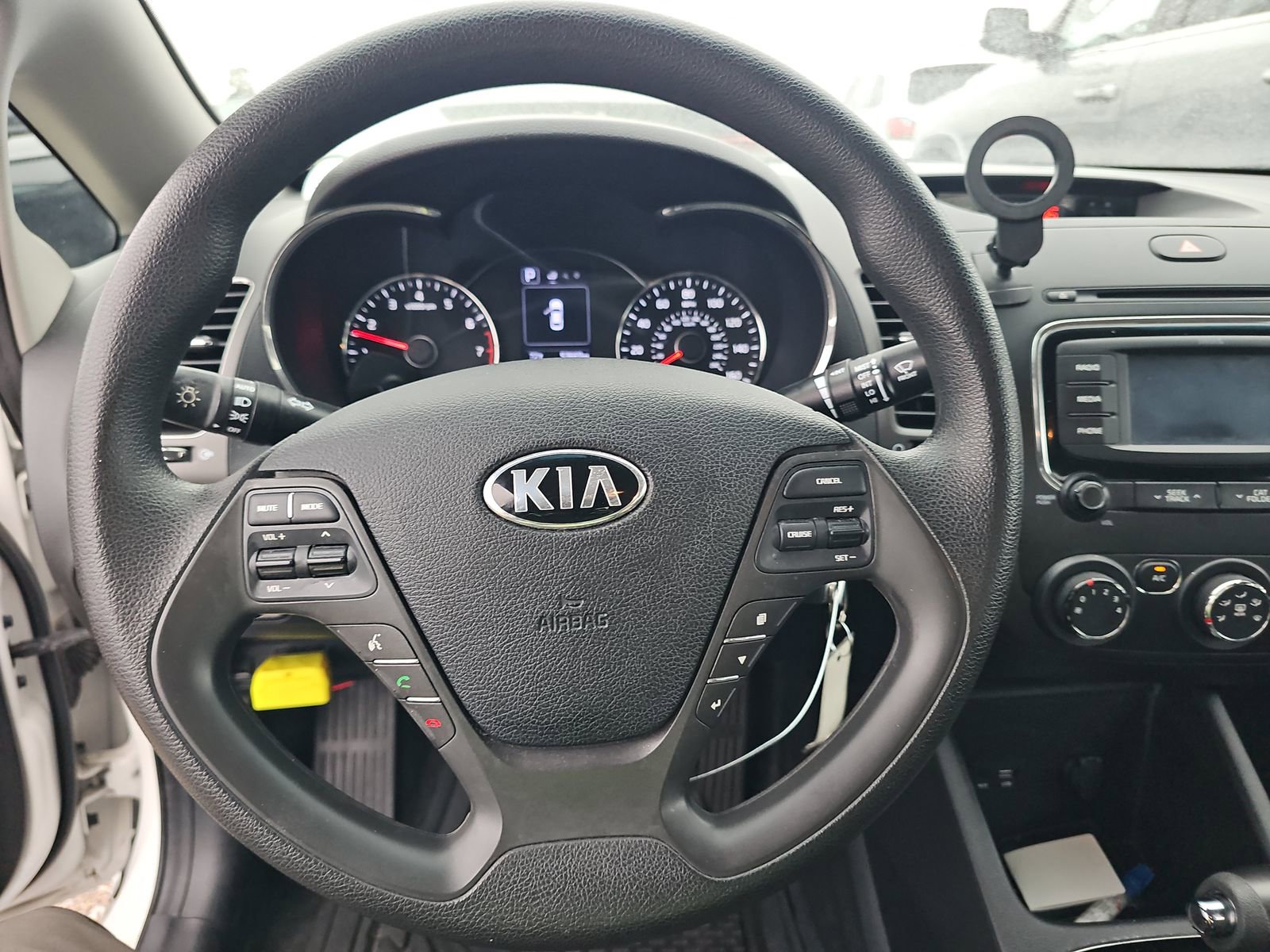 Used 2018 Kia Forte LX w/ LX Rear Camera Package image 11