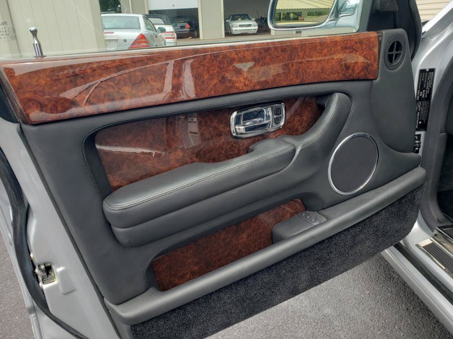Used 2006 Bentley Arnage R RWD image 17