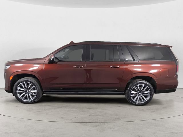 Used 2022 Cadillac Escalade ESV Sport Platinum image 2