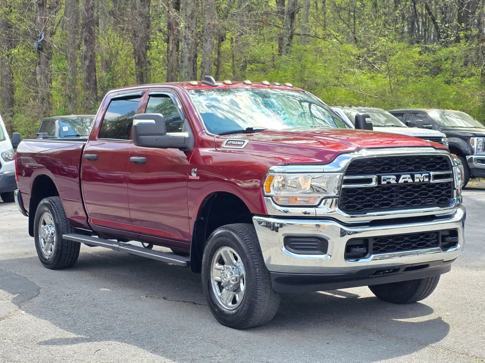Used 2023 RAM 2500 Tradesman w/ Chrome Appearance Group image 8
