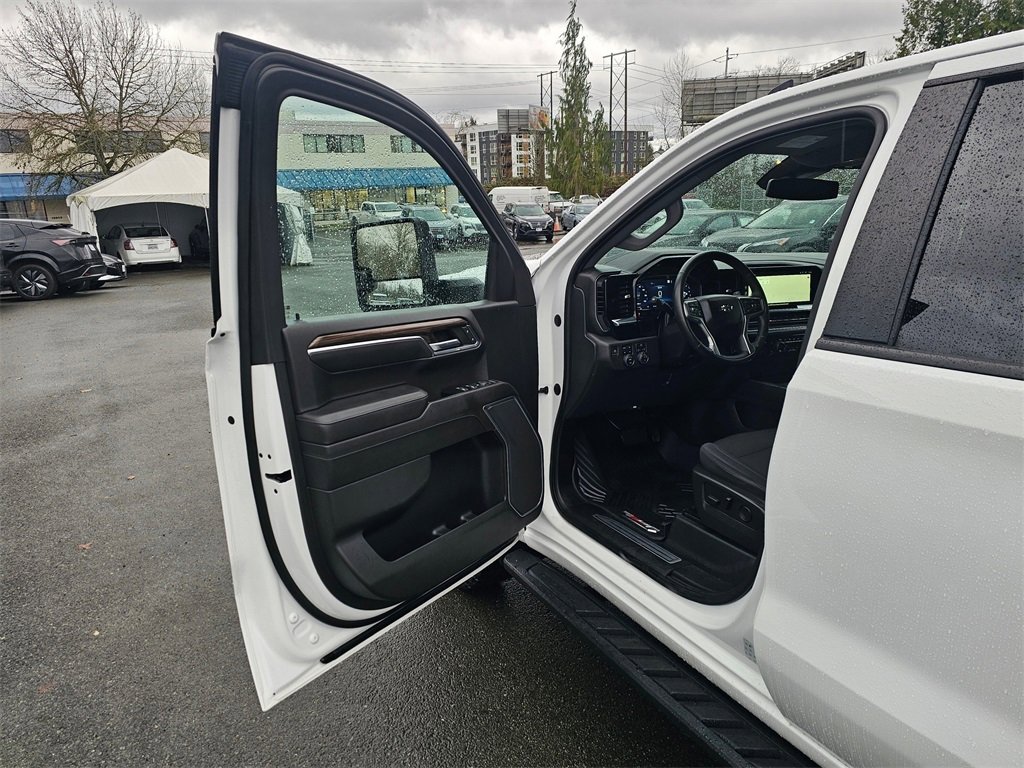 Used 2022 Chevrolet Silverado 1500 LT Trail Boss w/ Protection Package image 19