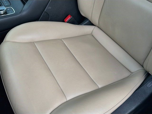 Certified 2025 Cadillac XT4 Premium Luxury FWD image 18