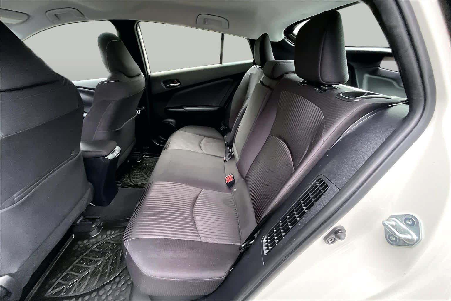 Certified 2020 Toyota Prius Prime LE FWD image 19