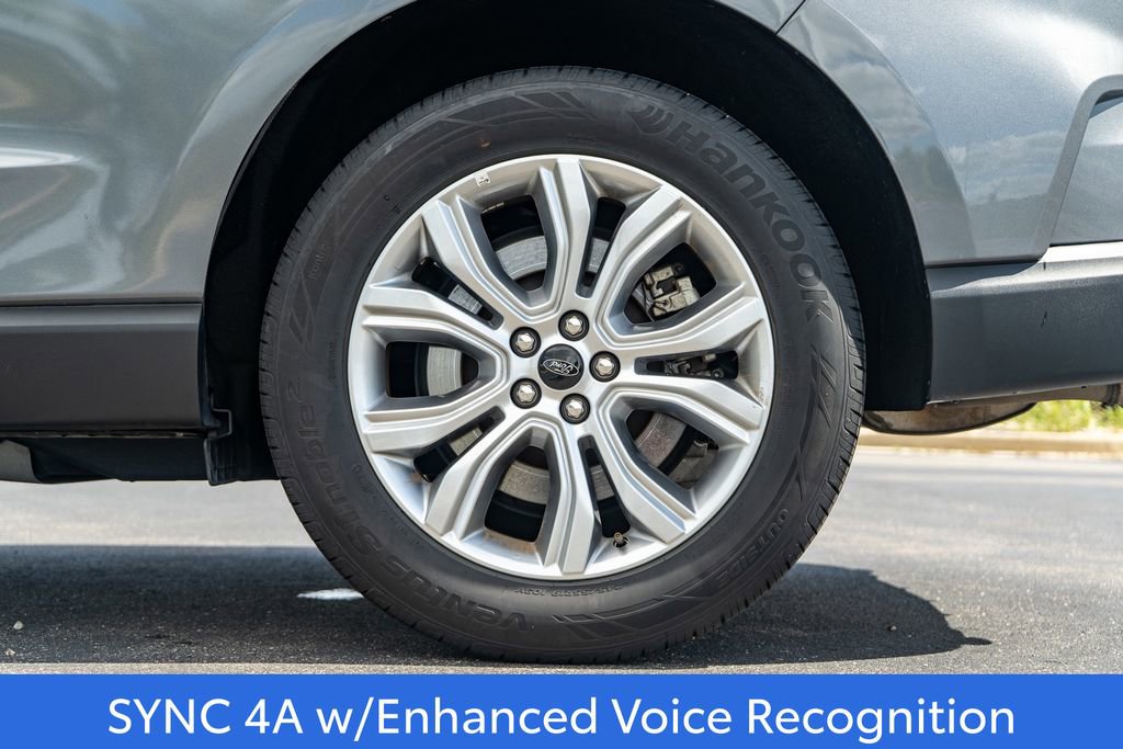 Used 2024 Ford Edge Titanium image 9