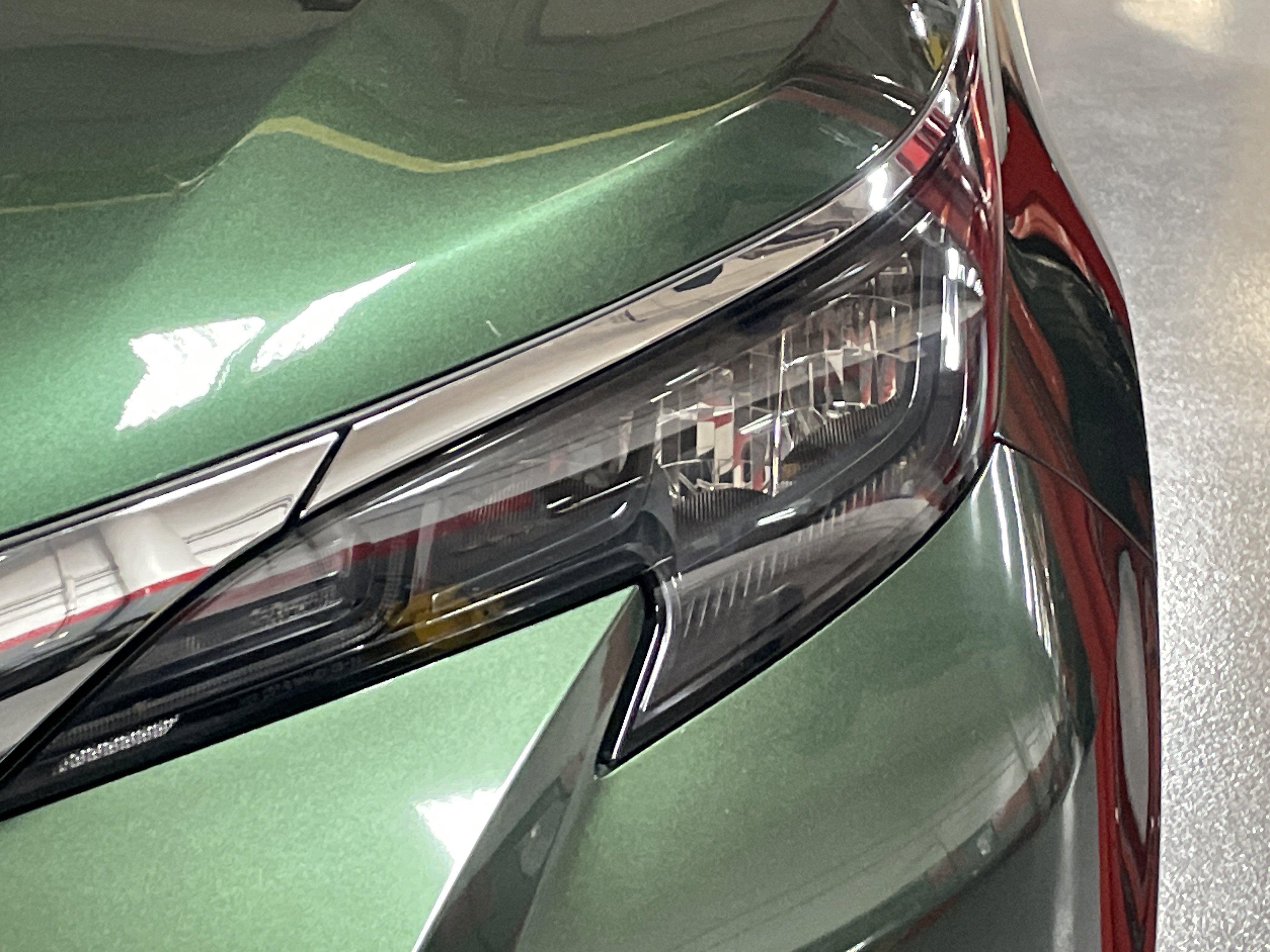 Certified 2025 Toyota Sienna XLE image 6