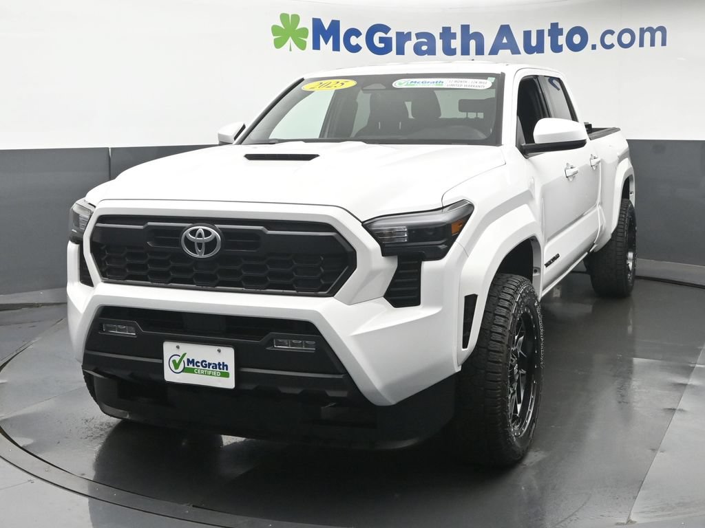 Used 2025 Toyota Tacoma TRD Sport AWD/4WD image 20