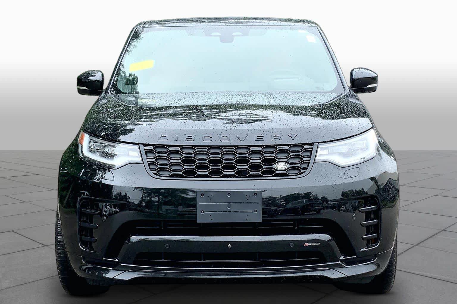 Used 2023 Land Rover Discovery HSE R-Dynamic AWD/4WD image 4