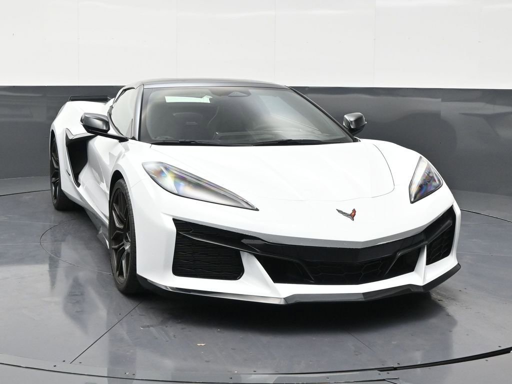 Used 2026 Chevrolet Corvette Z06 RWD image 7