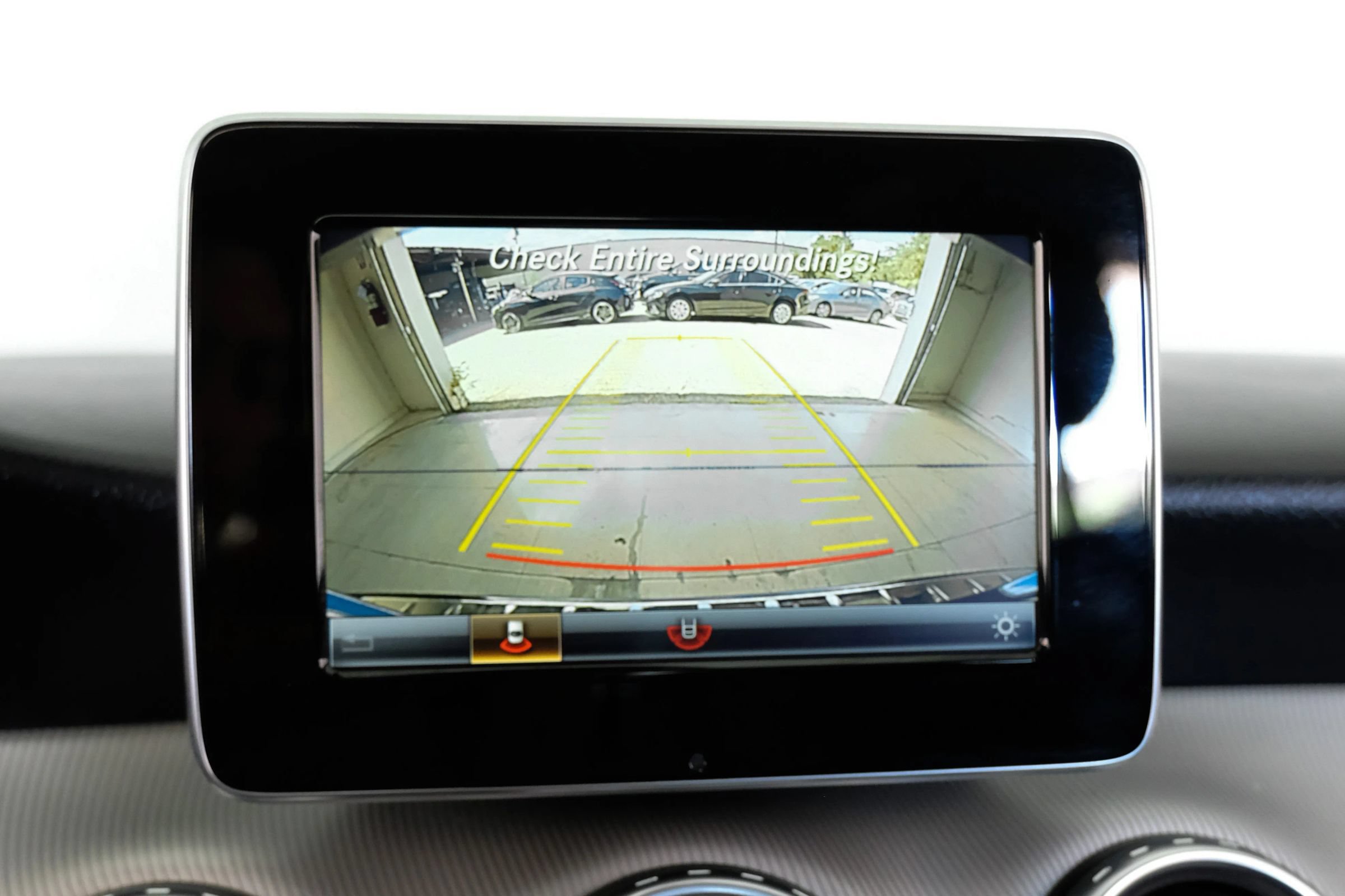 Used 2016 Mercedes-Benz GLA 250 image 21