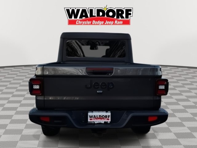 New 2026 Jeep Gladiator Sport AWD/4WD image 4