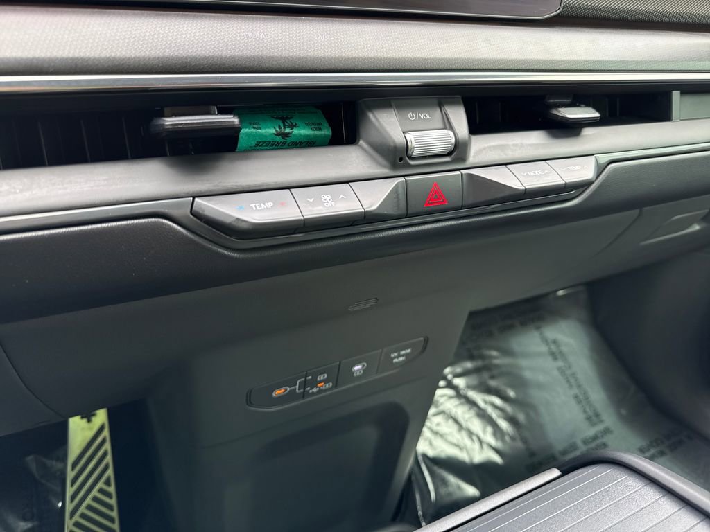 Certified 2024 Kia EV9 GT-Line image 35