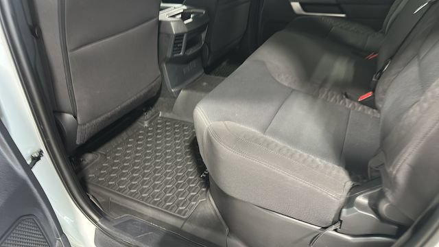 Used 2022 Toyota Tundra SR5 AWD/4WD image 26