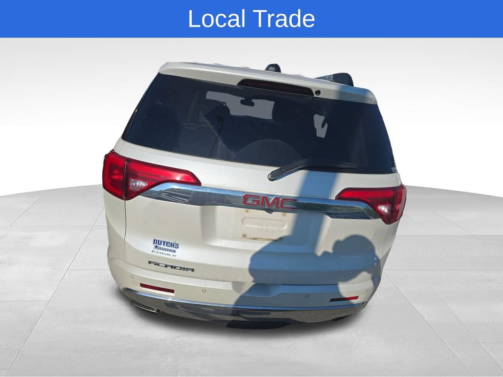 Used 2018 GMC Acadia Denali w/ Technology Package FWD image 9