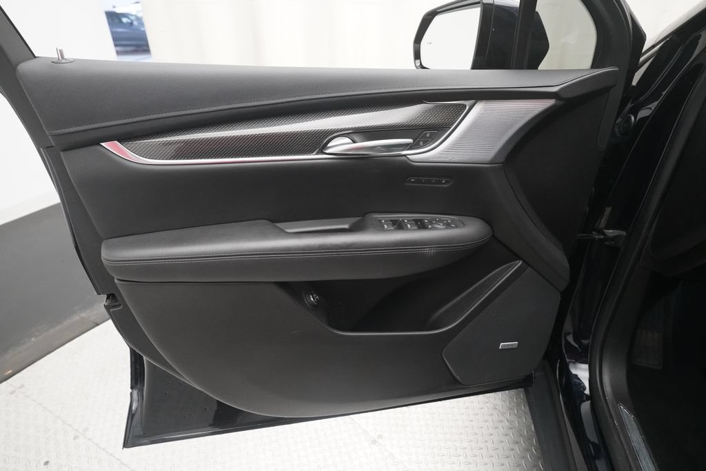 Used 2021 Cadillac XT5 Sportv AWD/4WD image 29