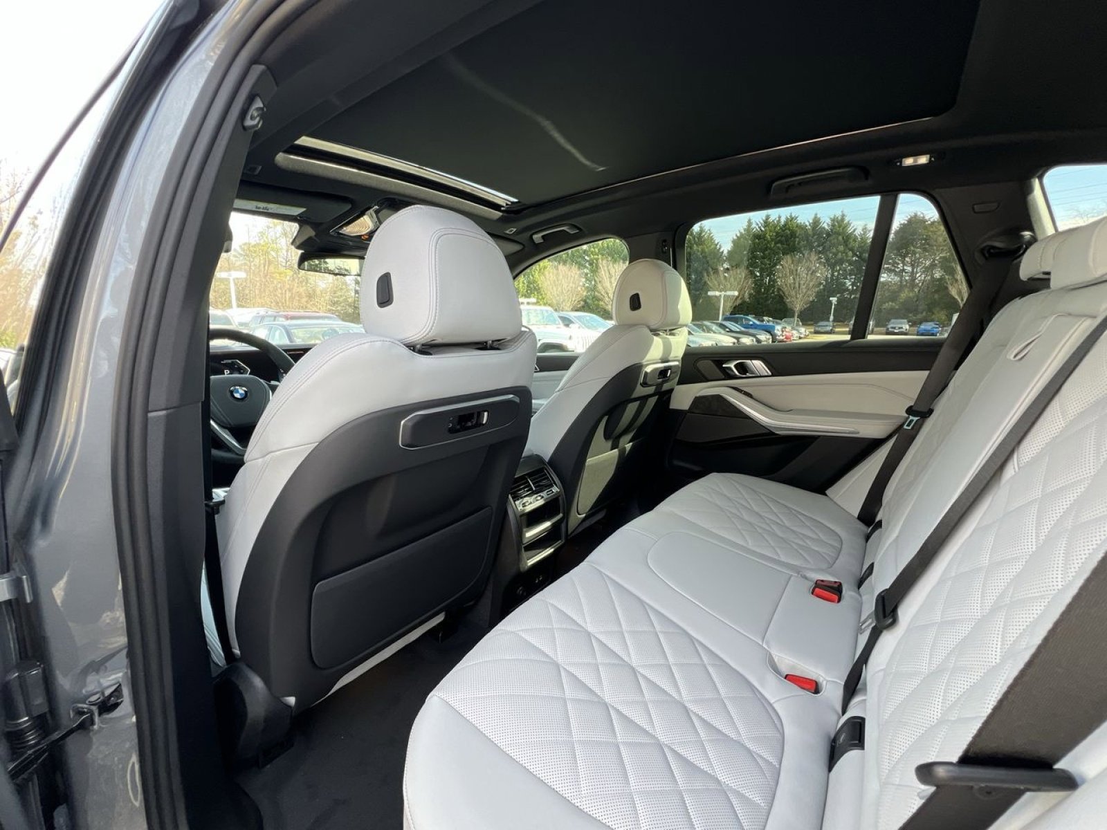 New 2026 BMW X5 xDrive40i w/ Premium Package image 23