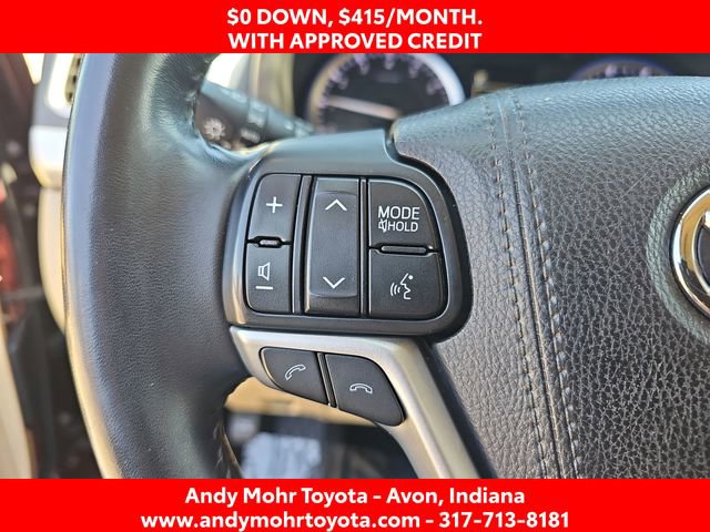 Used 2017 Toyota Highlander XLE AWD/4WD image 15
