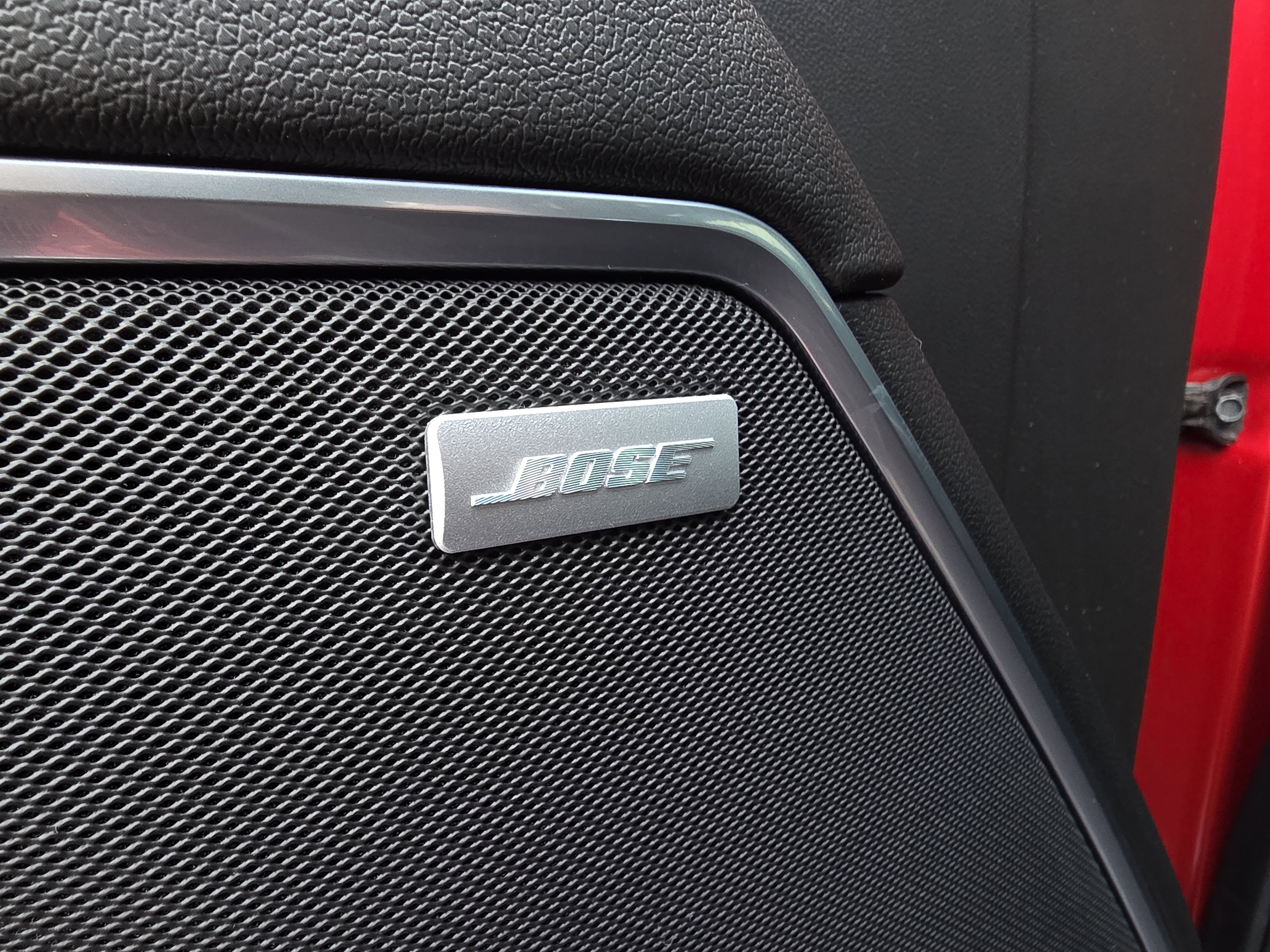 Used 2025 Chevrolet Silverado 1500 LTZ image 16