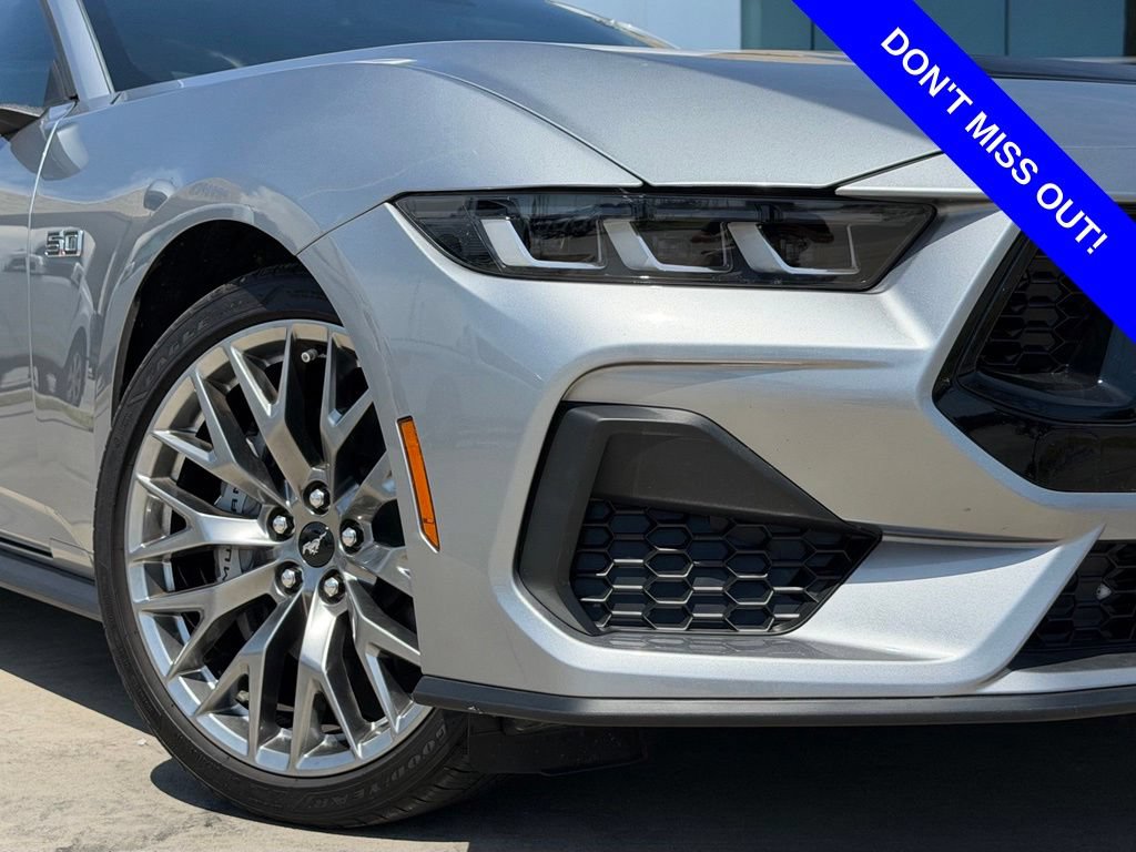 Used 2024 Ford Mustang GT Premium RWD image 2