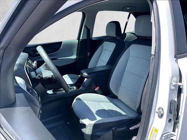 Used 2020 Chevrolet Equinox LS image 23