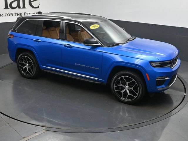 Used 2023 Jeep Grand Cherokee Summit AWD/4WD image 68
