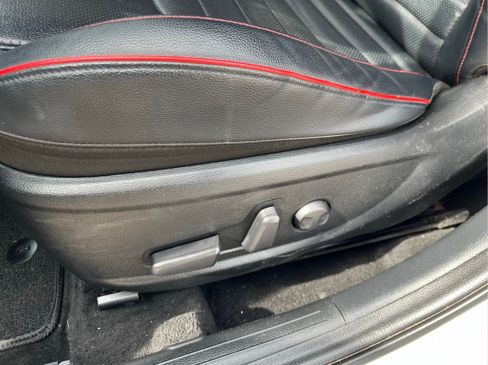 Used 2023 Kia Forte GT w/ GT2 Package FWD image 10