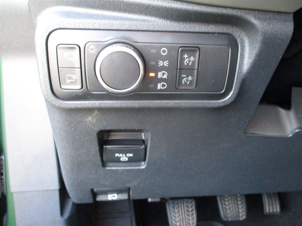 Used 2022 Ford Bronco Badlands image 7