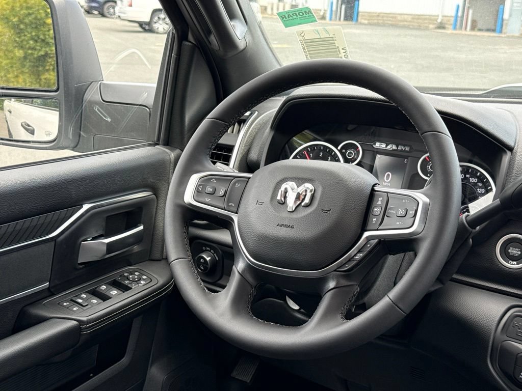 New 2026 RAM 2500 Big Horn AWD/4WD image 15