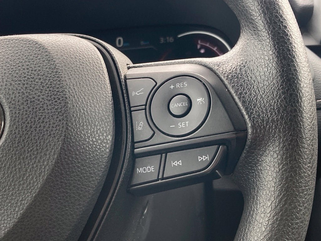 Certified 2025 Toyota RAV4 XLE FWD image 14