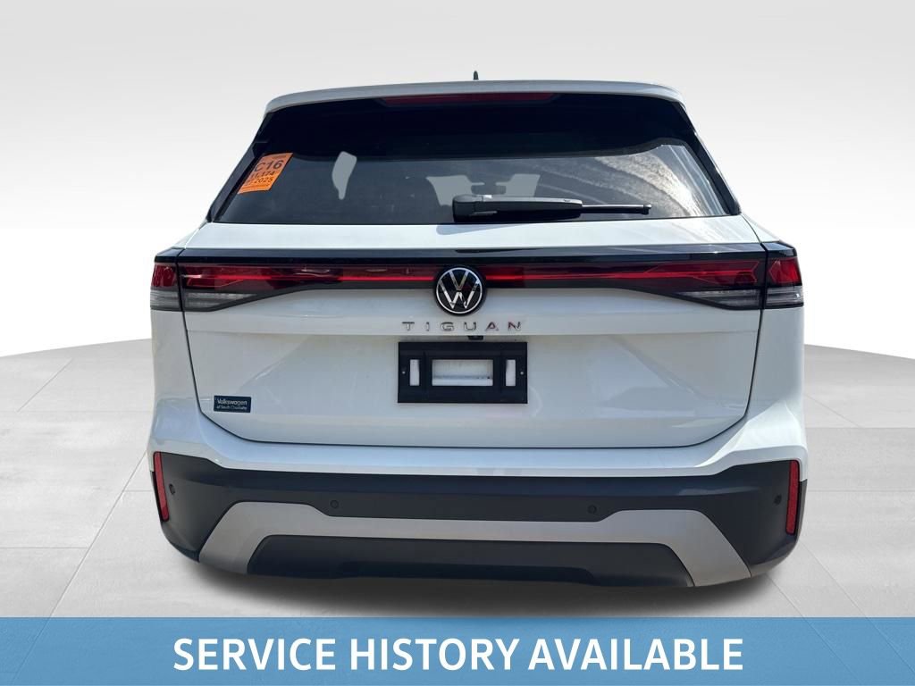 Used 2025 Volkswagen Tiguan S image 6